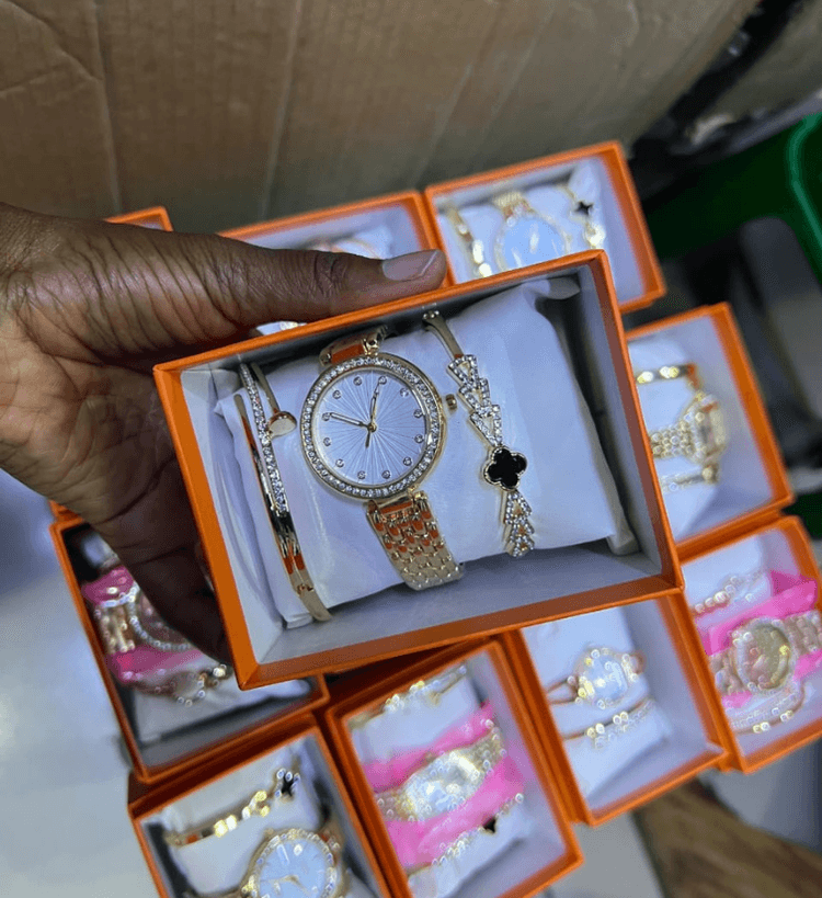 valentines-gift-set-4-pieces-perfect-for-your-loved-one-9