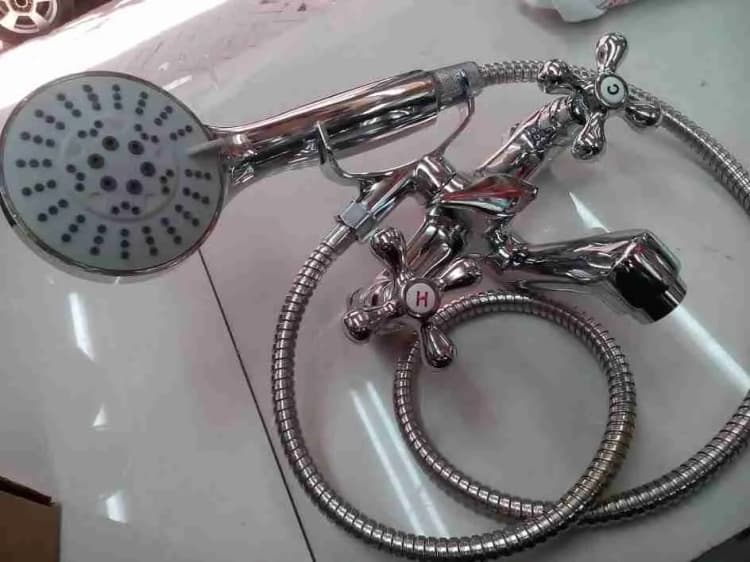 bathtub-mixer-victoria-1-2%e2%80%b3